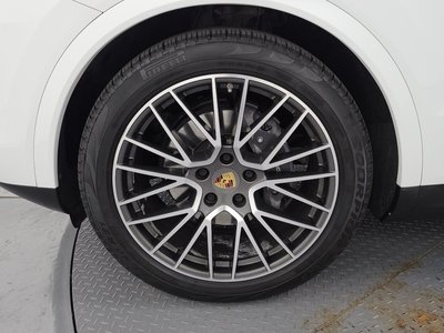 2022 Porsche CAYENNE 照片 6