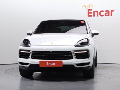 2022 Porsche CAYENNE 照片 2