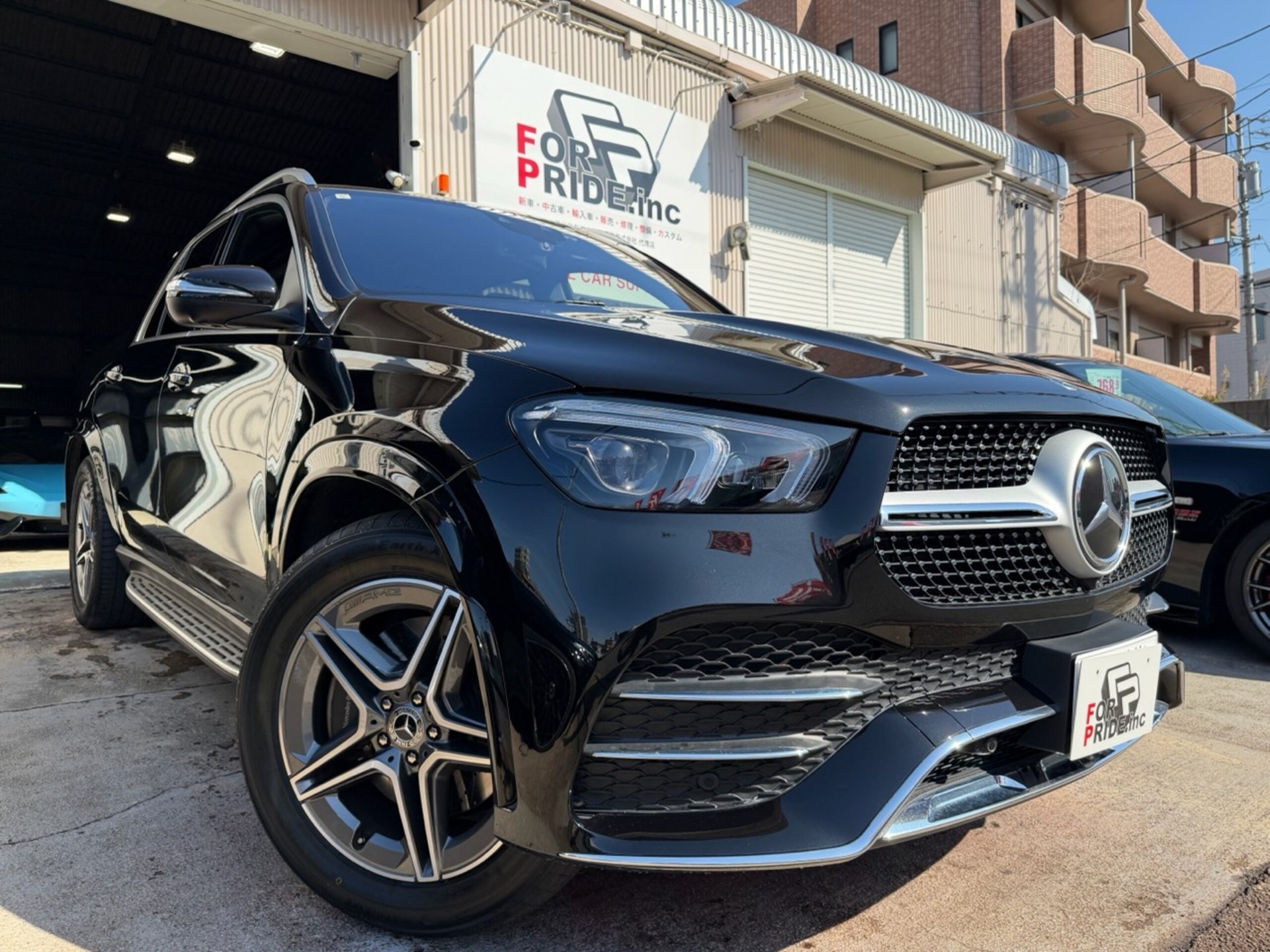 MERCEDES-BENZ GLE - View 1
