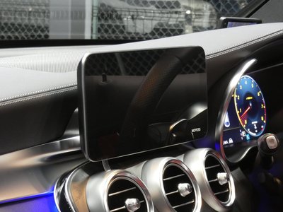 MERCEDES-BENZ GLC AMG - 10