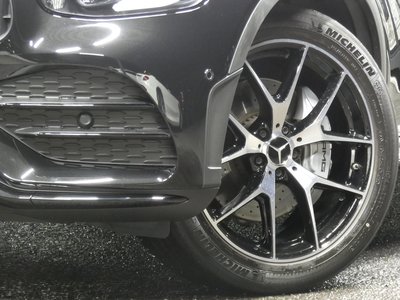 MERCEDES-BENZ GLC AMG - 7