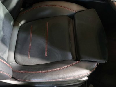 MERCEDES-BENZ GLB - 10