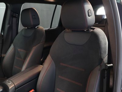 MERCEDES-BENZ GLB - 8