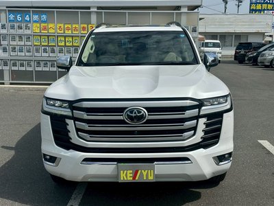 TOYOTA LAND CRUISER - 7