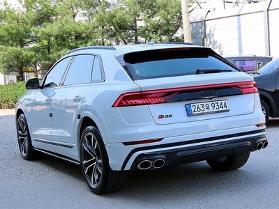 2020 AUDI SQ8 — фото 2