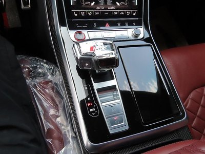 2020 AUDI SQ8 — миниатюра 11