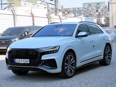 2020 AUDI SQ8 — фото 4