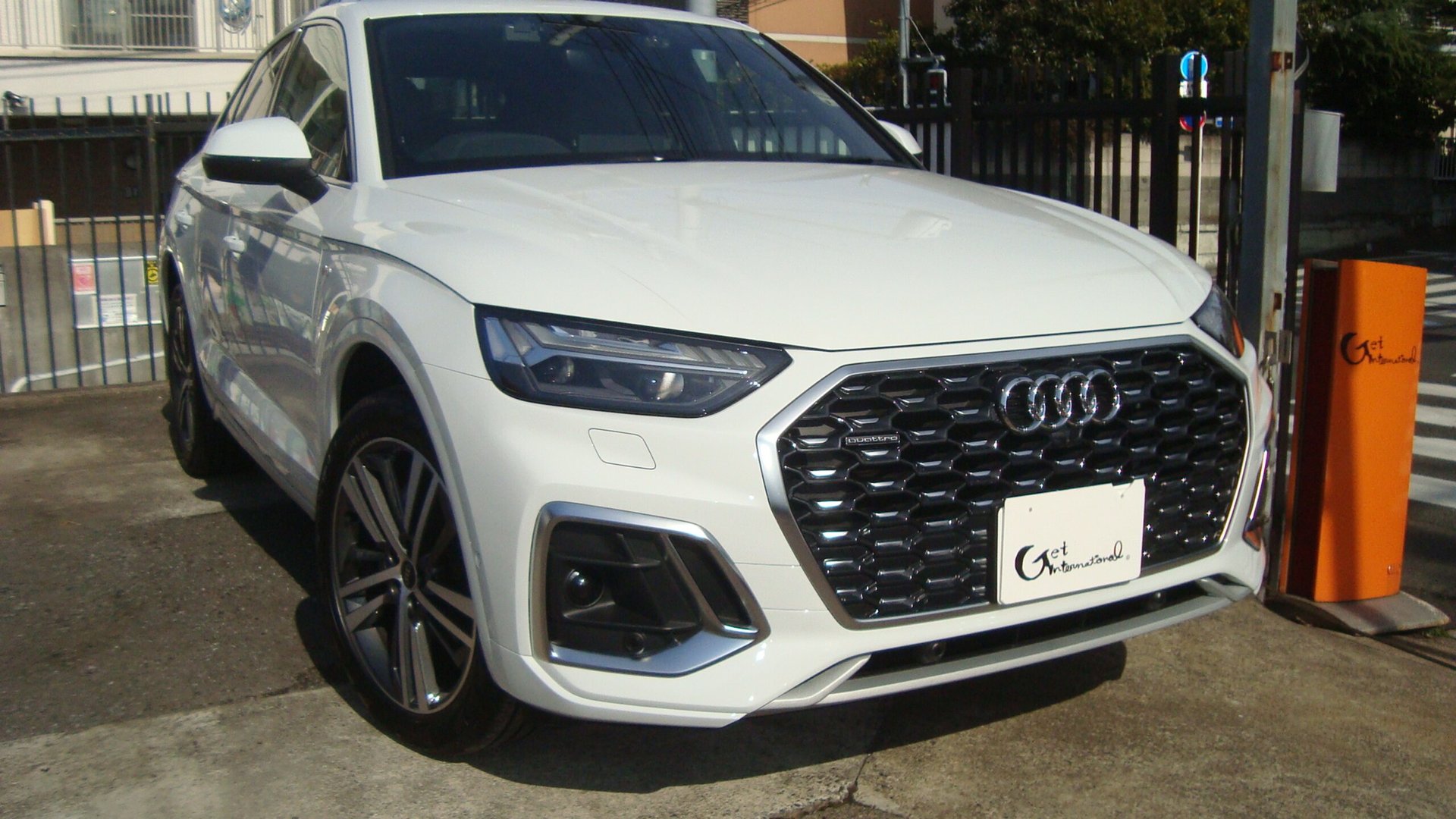 AUDI Q5 SPORTBACK - View 1