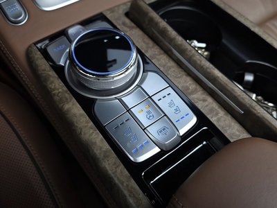 2020 Genesis G90 — миниатюра 22