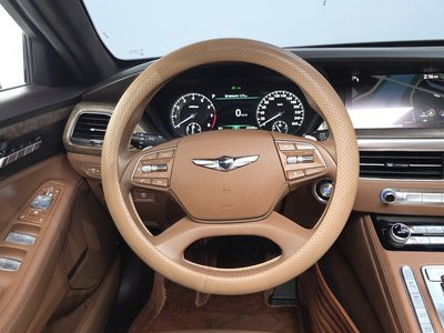 2020 Genesis G90 — миниатюра 18