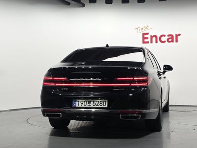 2020 Genesis G90 — фото 4