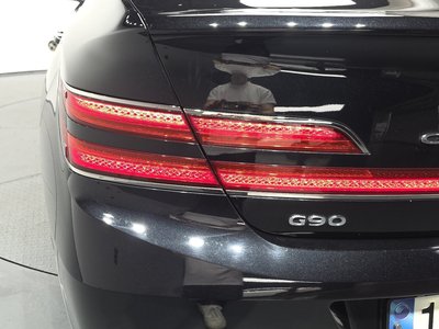 2020 Genesis G90 — фото 10