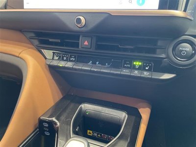 2024 Toyota CROWN SPORT photo 7