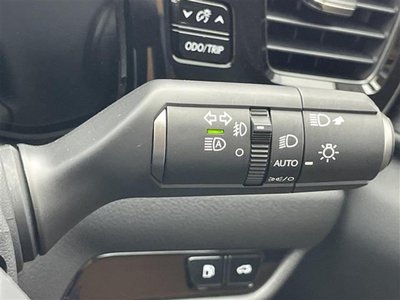 2025 Lexus NX thumbnail 37