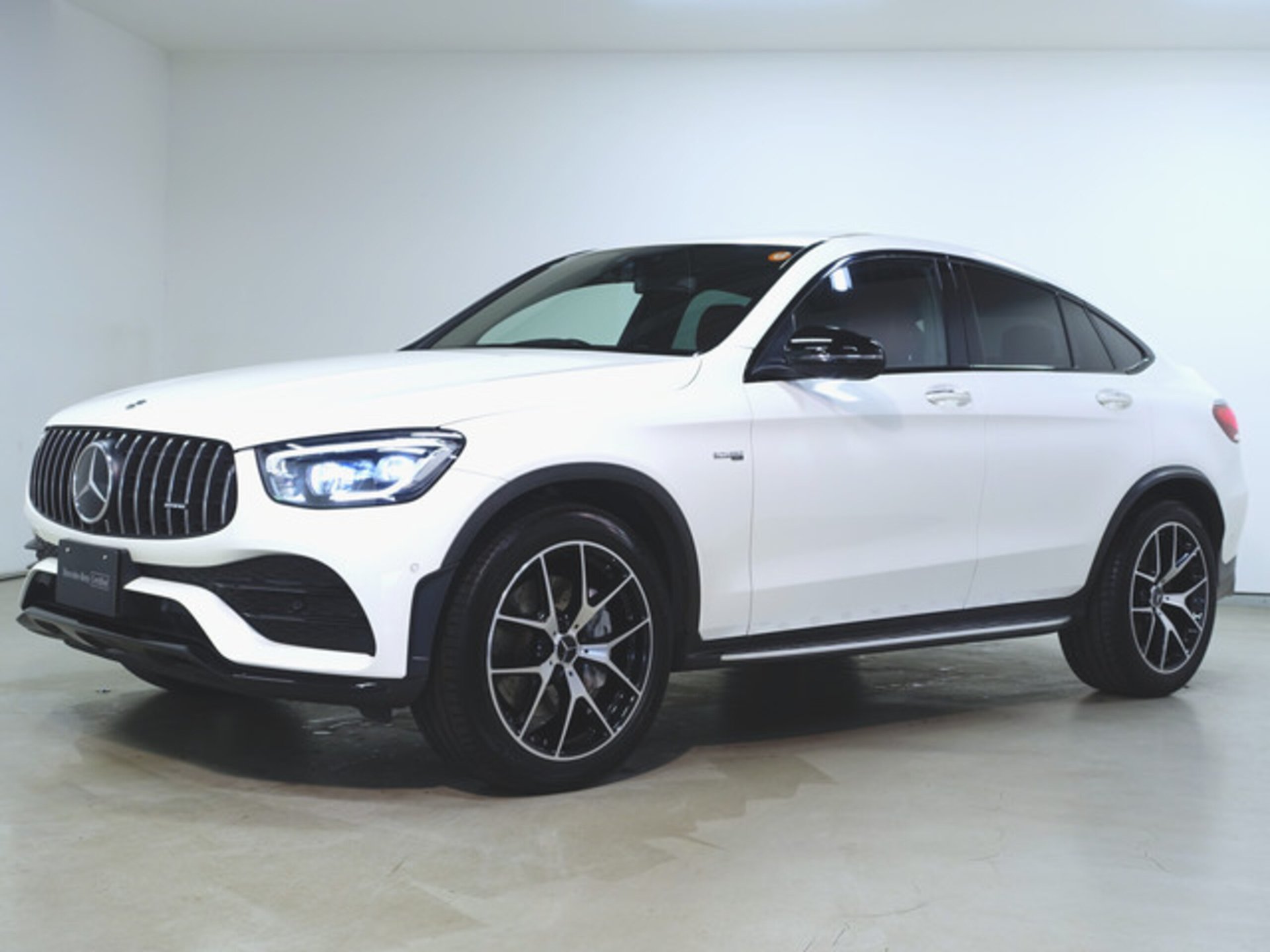 MERCEDES-BENZ GLC COUPE AMG - View 1