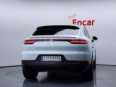 PORSCHE CAYENNE - 4