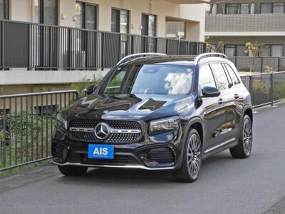 MERCEDES-BENZ GLB