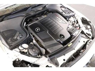 MERCEDES-BENZ E-CLASS - 4