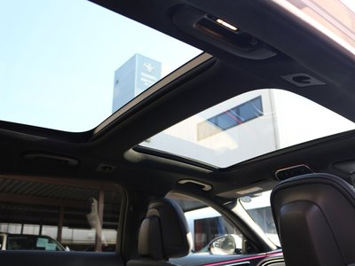 2025 Mercedes-BENZ E-CLASS 缩略图 51