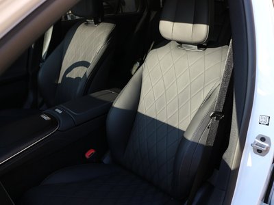 2025 Mercedes-BENZ E-CLASS 缩略图 35