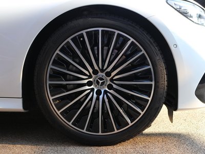 صورة 4 لـ 2025 Mercedes-BENZ E-CLASS