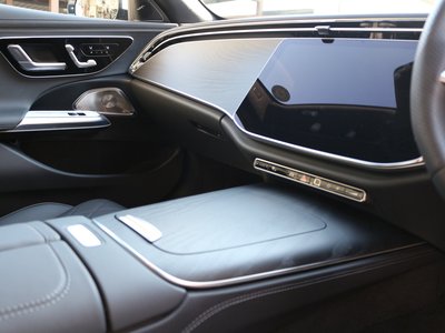 2025 Mercedes-BENZ E-CLASS 缩略图 24