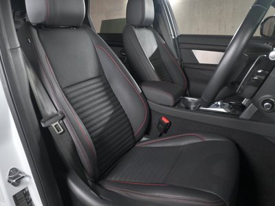 LAND ROVER DISCOVERY SPORT - 9