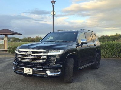 TOYOTA LAND CRUISER 300 - 6