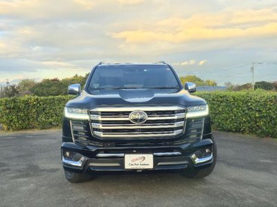 TOYOTA LAND CRUISER 300 - 5