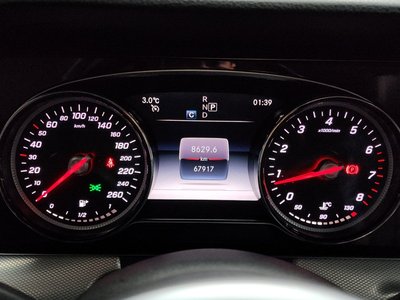 MERCEDES-BENZ E-CLASS - 8