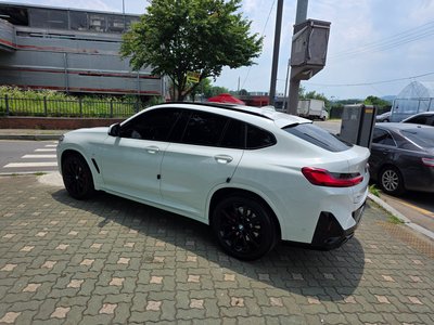 BMW X4 - 4