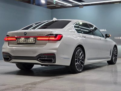 BMW 7 SERIES - 3