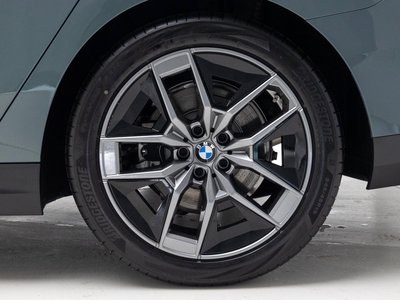 2025 BMW 5 SERIES 照片 6