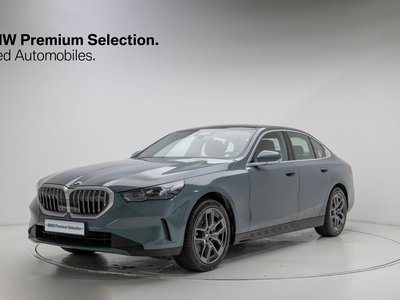 2025 BMW 5 SERIES 照片 1