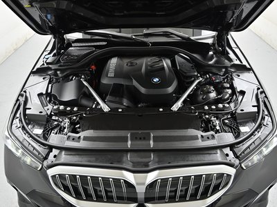 2025 BMW 5 SERIES 照片 8