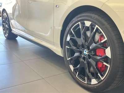 2025 BMW 1 SERIES 照片 8
