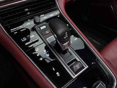 PORSCHE PANAMERA - 9