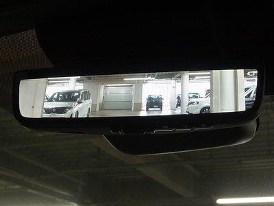 TOYOTA VELLFIRE - 3