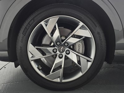 GENESIS ELECTRIFIED GV70 - 6