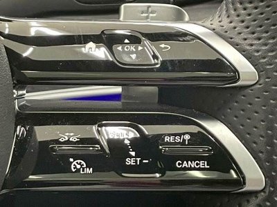 MERCEDES-BENZ E-CLASS - 6