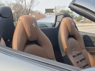 FERRARI F8 SPIDER - 10