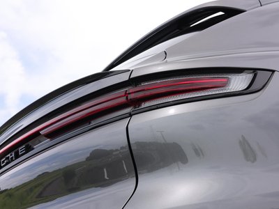 صورة مصغرة 35 لـ 2023 Porsche CAYENNE
