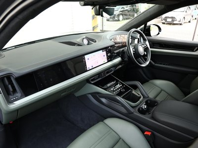 صورة مصغرة 57 لـ 2023 Porsche CAYENNE