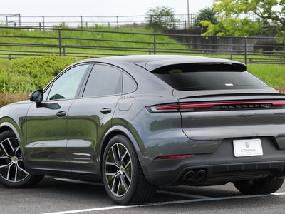 صورة مصغرة 38 لـ 2023 Porsche CAYENNE