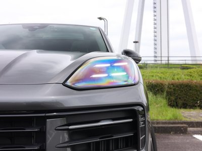 2023 Porsche CAYENNE photo 7