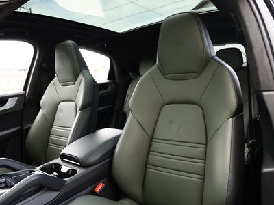 صورة مصغرة 55 لـ 2023 Porsche CAYENNE