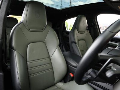 صورة مصغرة 14 لـ 2023 Porsche CAYENNE