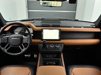 LAND ROVER DEFENDER - 5