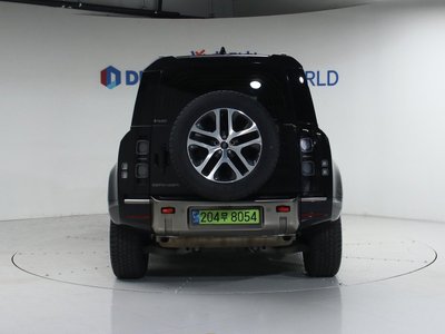 LAND ROVER DEFENDER - 3
