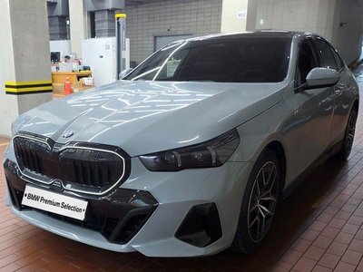 صورة 5 لـ 2024 BMW 5 SERIES